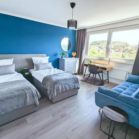 Modern Flat With Elevator/balcony/parking Apartment *