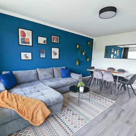Lejlighed Modern Flat With Elevator/balcony/parking